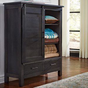 Wildwood Collection Chest
