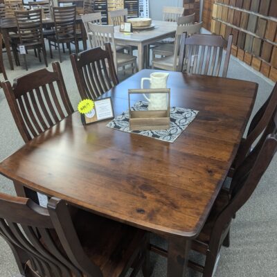 Amhurst Dining Set With 2 - 12" Leaves & 6 Chairs