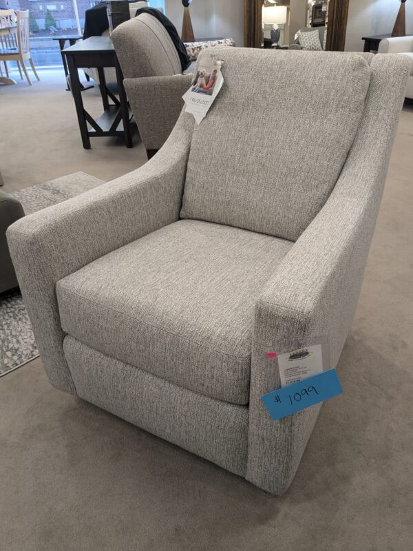 Swivel Glider Murph