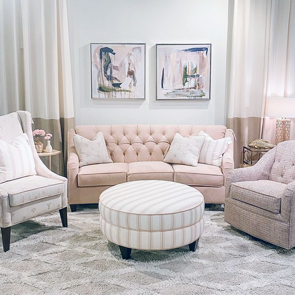 Marshfield Furniture > 39711E88 Harlow Sofa